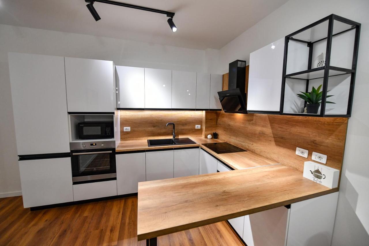 שקודר New Central Apartment מראה חיצוני תמונה
